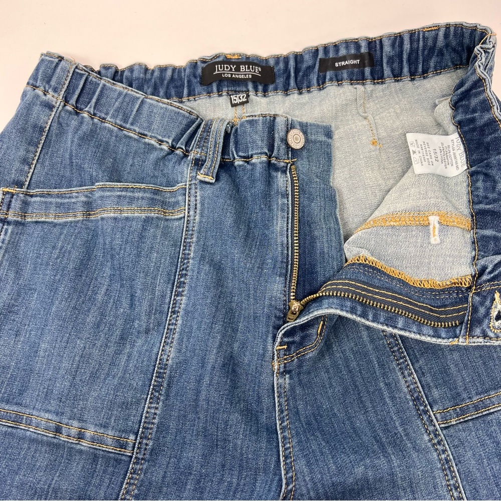 Judy Blue High Waist Elastic Waist Vintage Straight Leg Jeans Size 15/32 - Picture 5 of 9